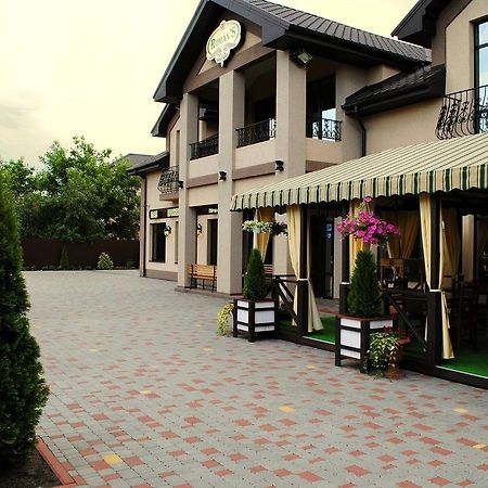 Hotel Restaurant Complex Roman'S Vishenki  エクステリア 写真
